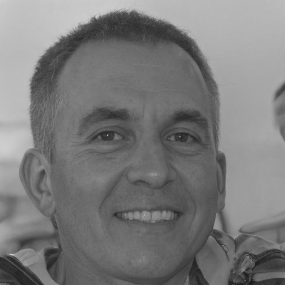 Carlos Mendoza, Director de Programas Financieros